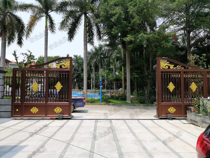 金源花園別墅客戶定制鋁藝護欄